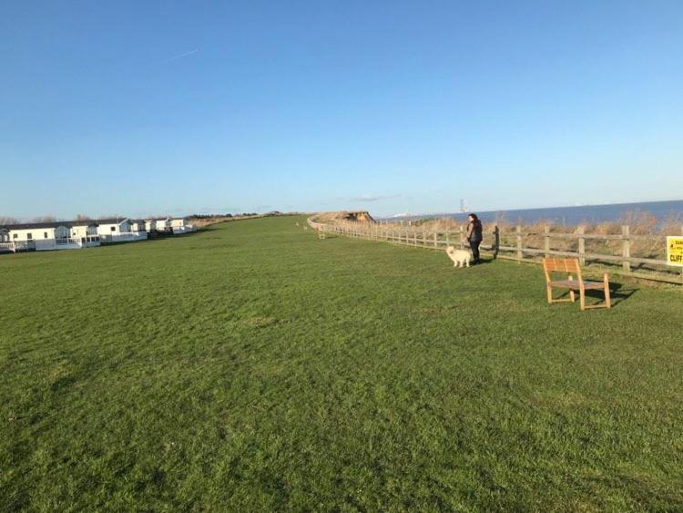 The Winchester Luxury Pet Friendly Caravan On Broadland Sands Holiday Park Between Lowestoft And Great Yarmouth Hotell Corton  Eksteriør bilde